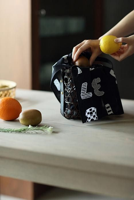 Isemomen Cotton Textile Handkerchief / Playing with Numbers