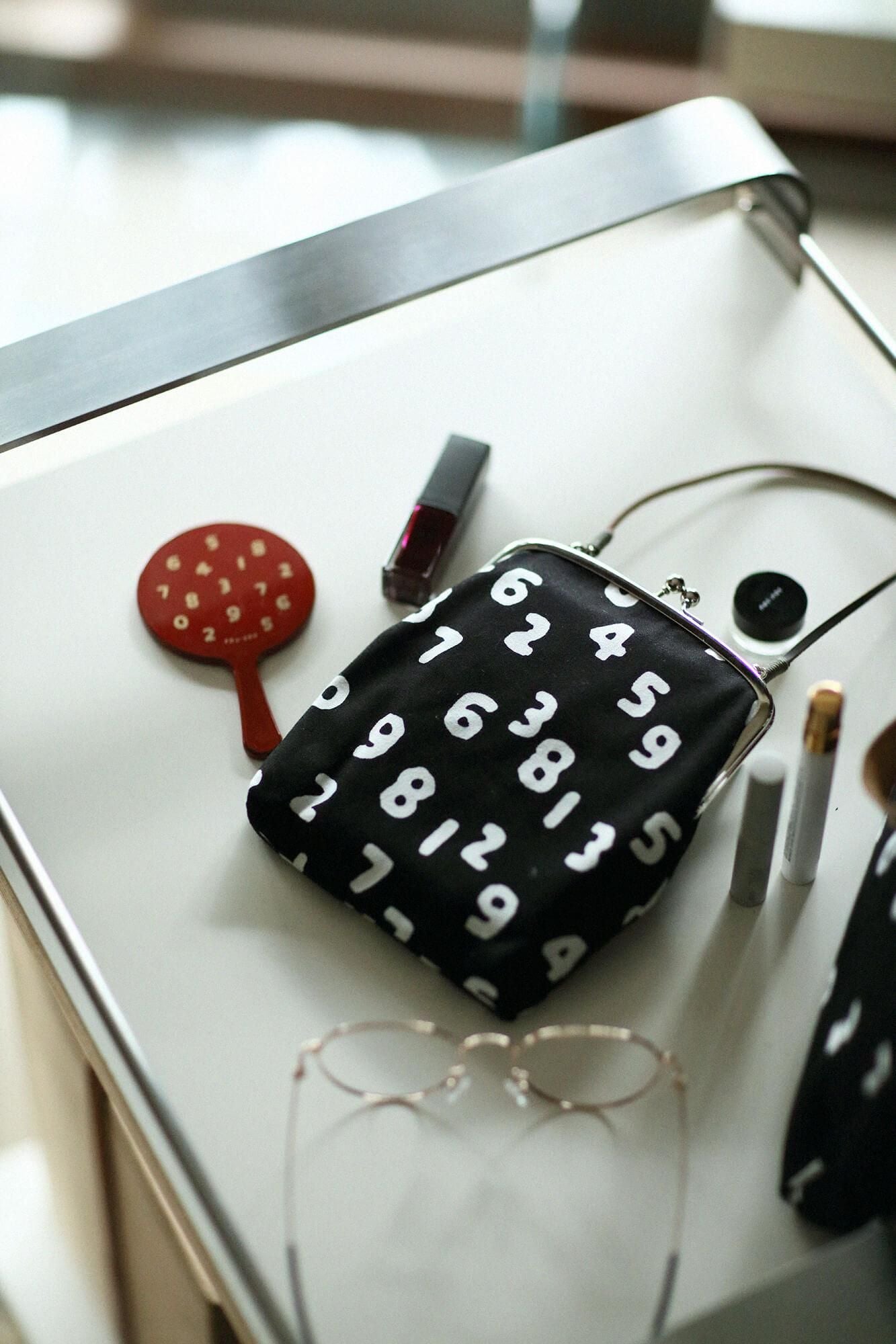 12号帆布 軟(なん)がま口 (大)/SO-SU-U昆(こん) 濡羽色(ぬればいろ)×つくも