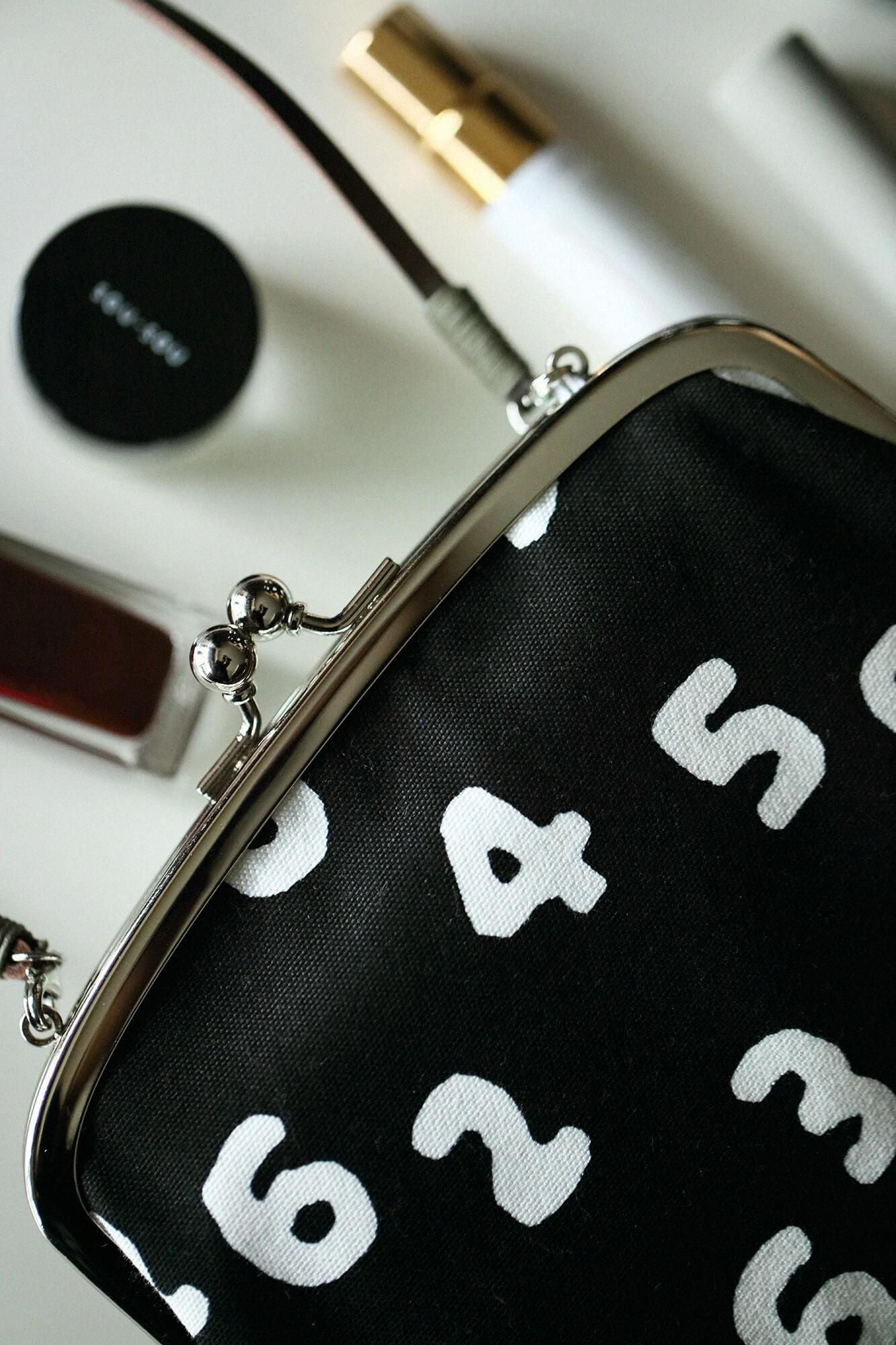 12号帆布 軟(なん)がま口 (大)/SO-SU-U昆(こん) 濡羽色(ぬればいろ)×つくも