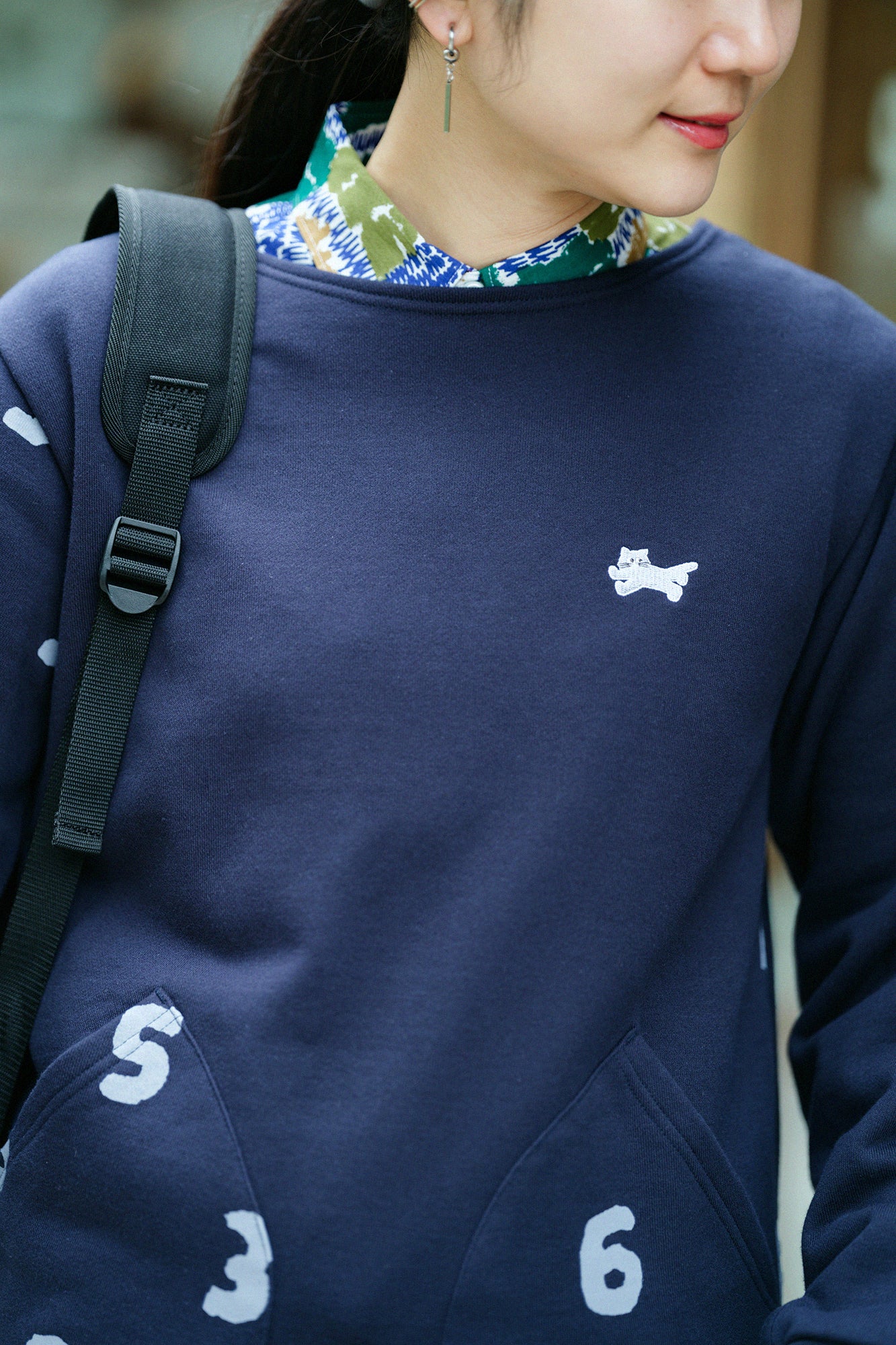 內抓毛 船領運動衫/深藍色×SO-SU-U十數