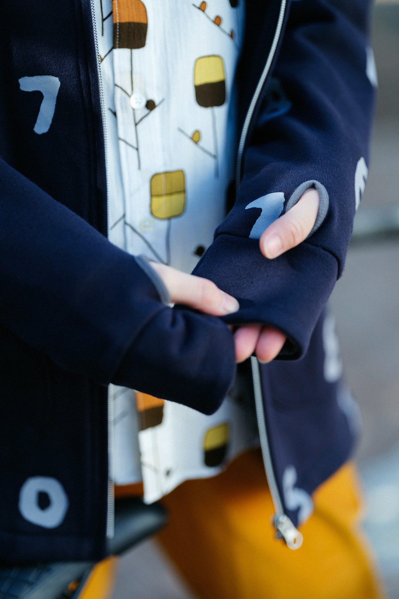 內抓毛BIKE 連帽外套/SO-SU-U十數和留白 深藍色