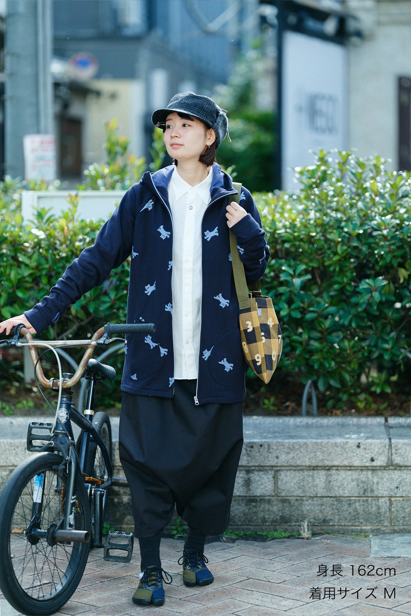 內抓毛BIKE 連帽外套/貓賽跑 深藍色