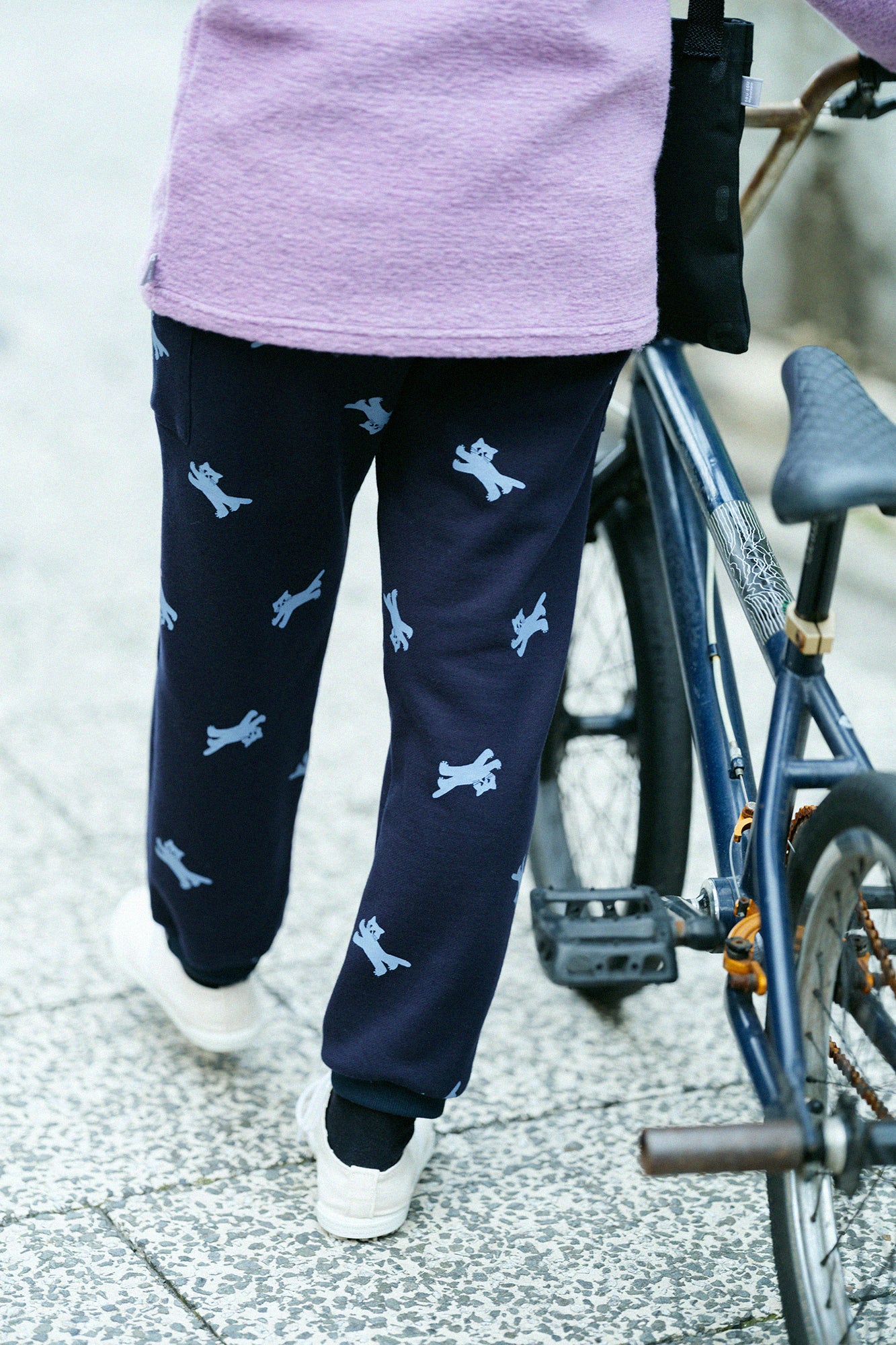內抓毛BIKE長褲/深藍色×貓賽跑
