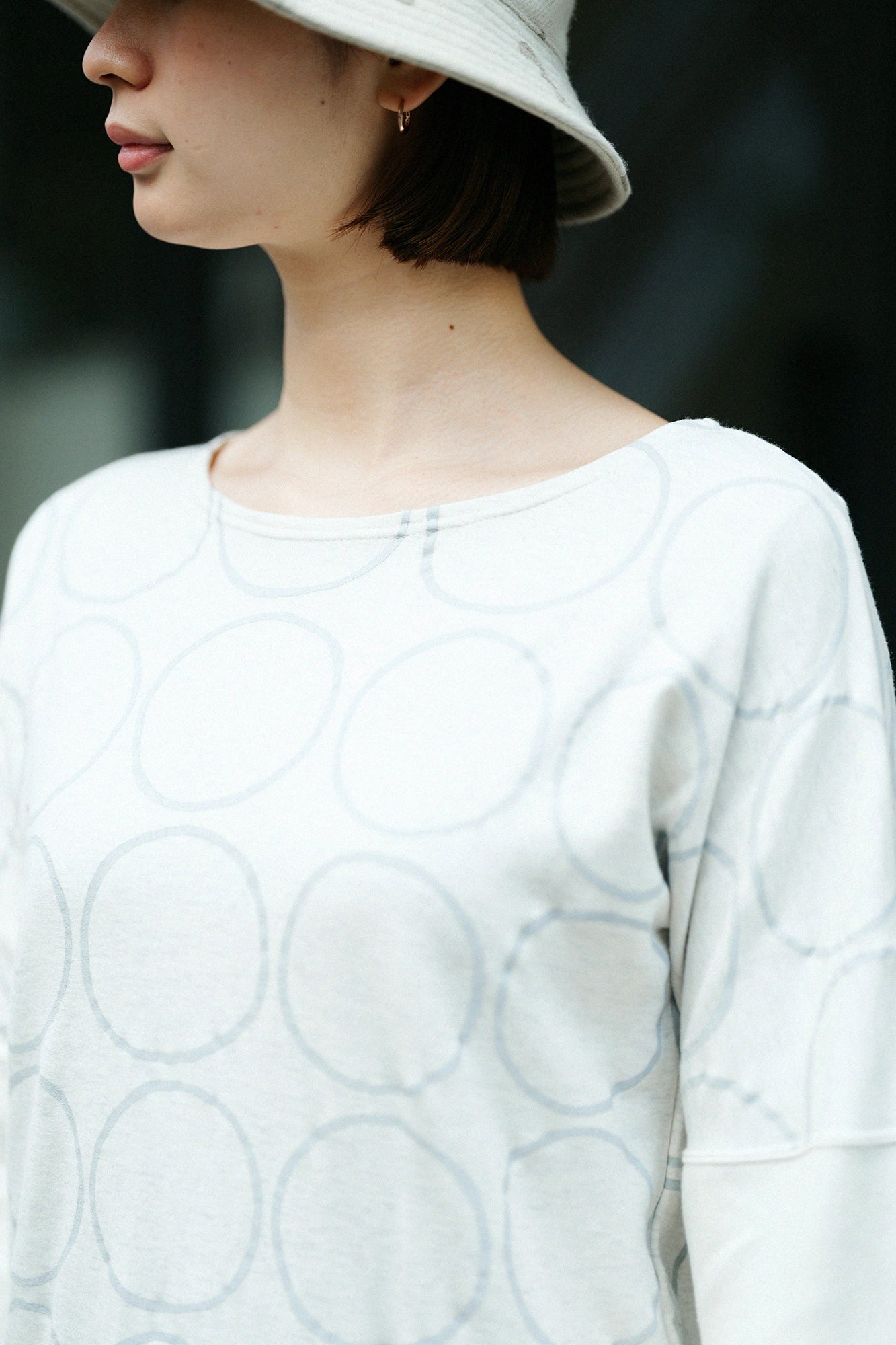 純棉雙面針織 模切長袖T-shirt/排圈圈 象牙白