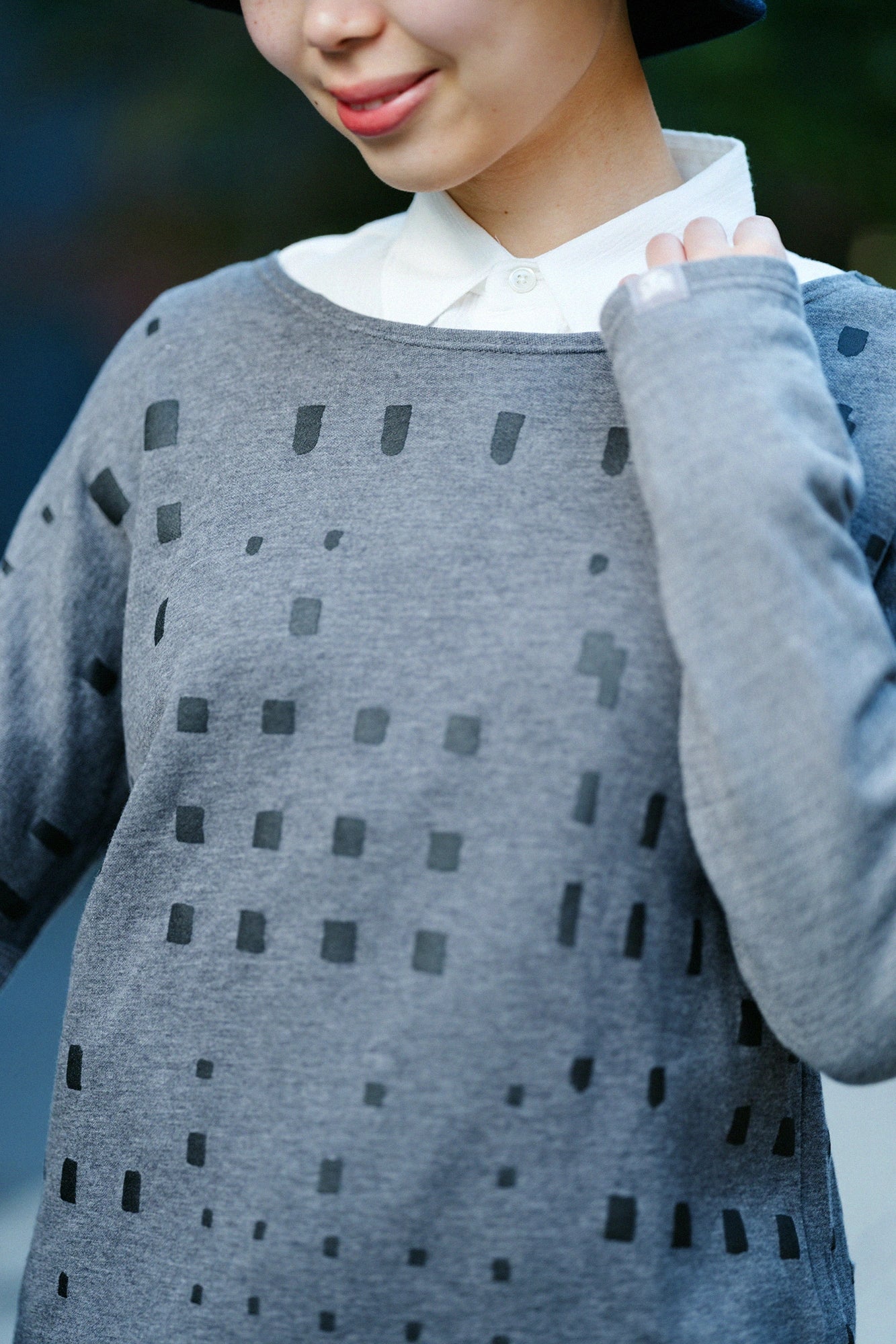 純棉雙面針織 模切長袖T-shirt/窗 灰色