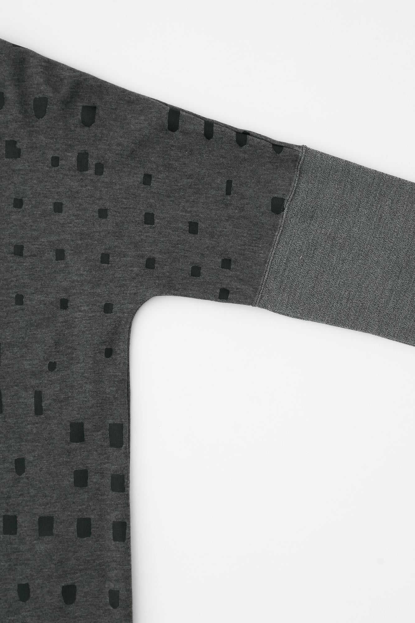 斜紋針織 模切長袖T-shirt/SO-SU-U十數 上下 混灰色