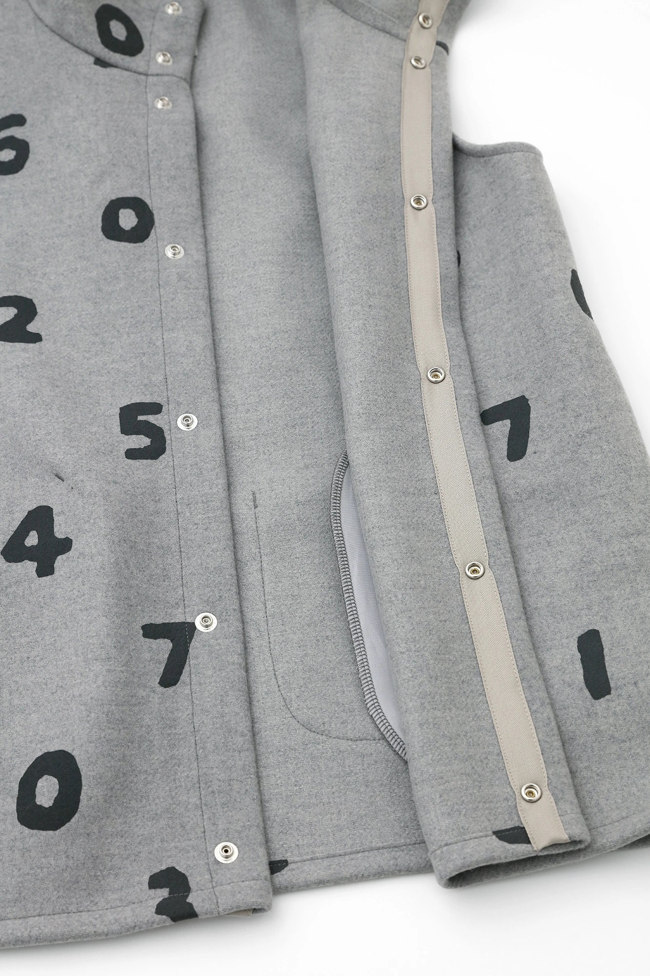 ダブルメルトン BIKEフードベスト/SO-SU-U グレー