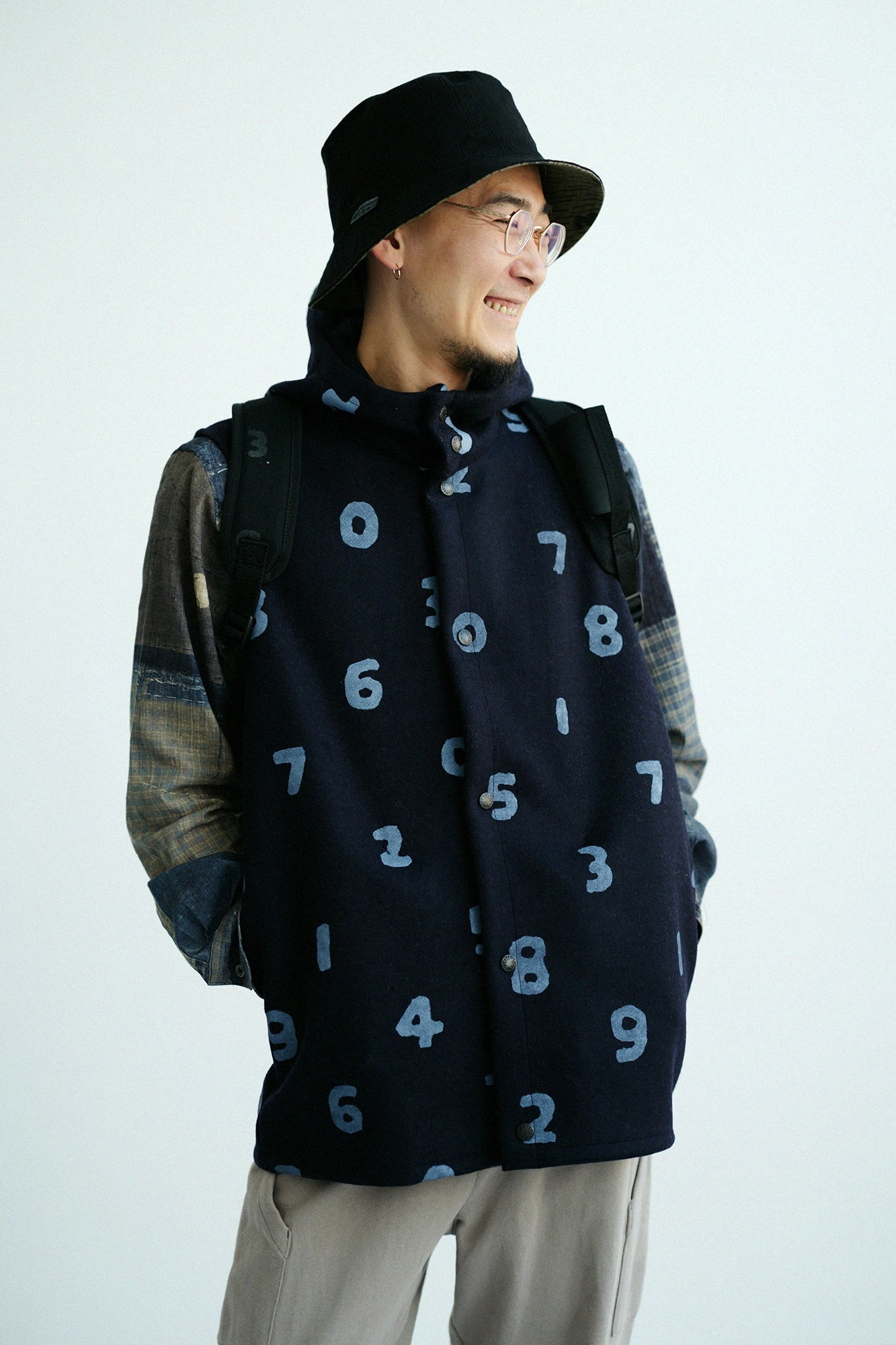 ダブルメルトン BIKEフードベスト/SO-SU-U ネイビーブラック