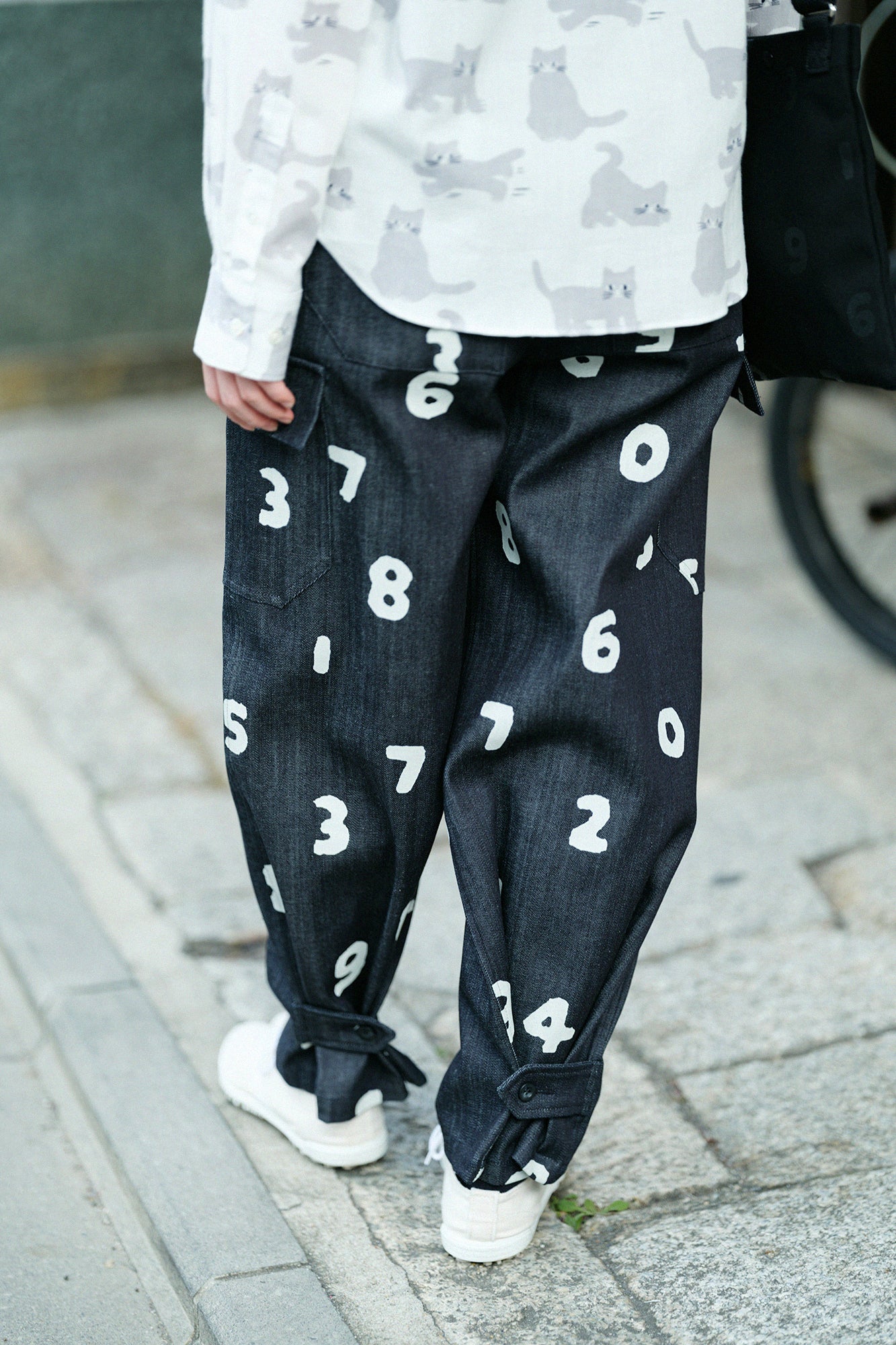 彈性牛仔布 工裝褲/靛藍染×SO-SU-U十數