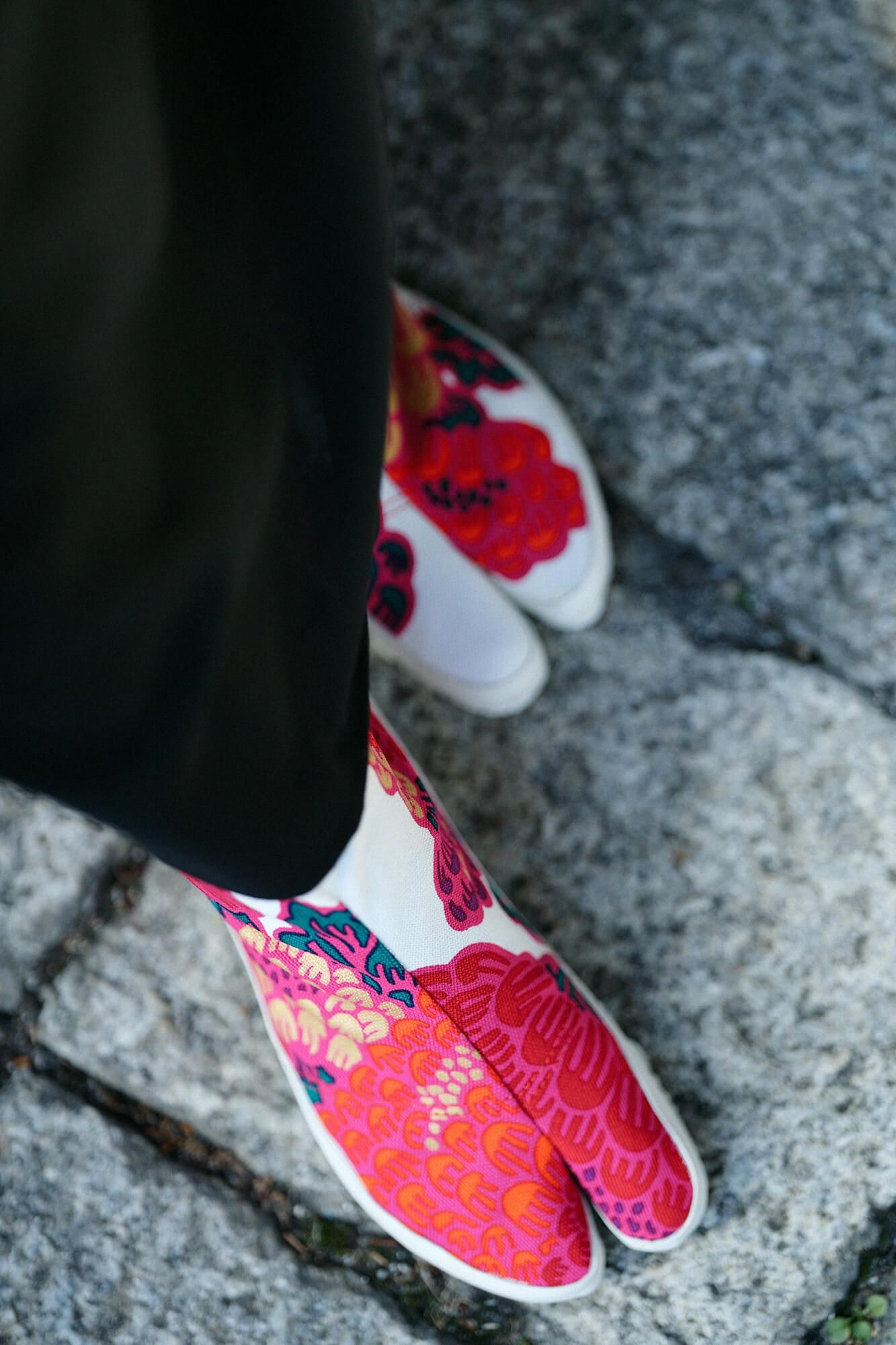 Split Toe Tabi Shoes / Kenran