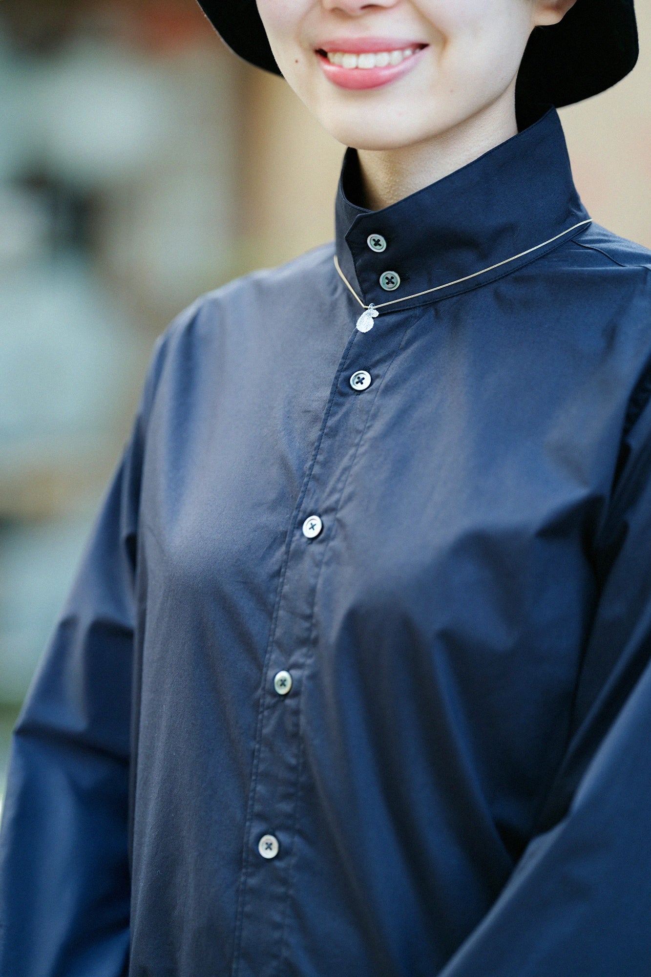 超長棉 高領襯衫/黑色