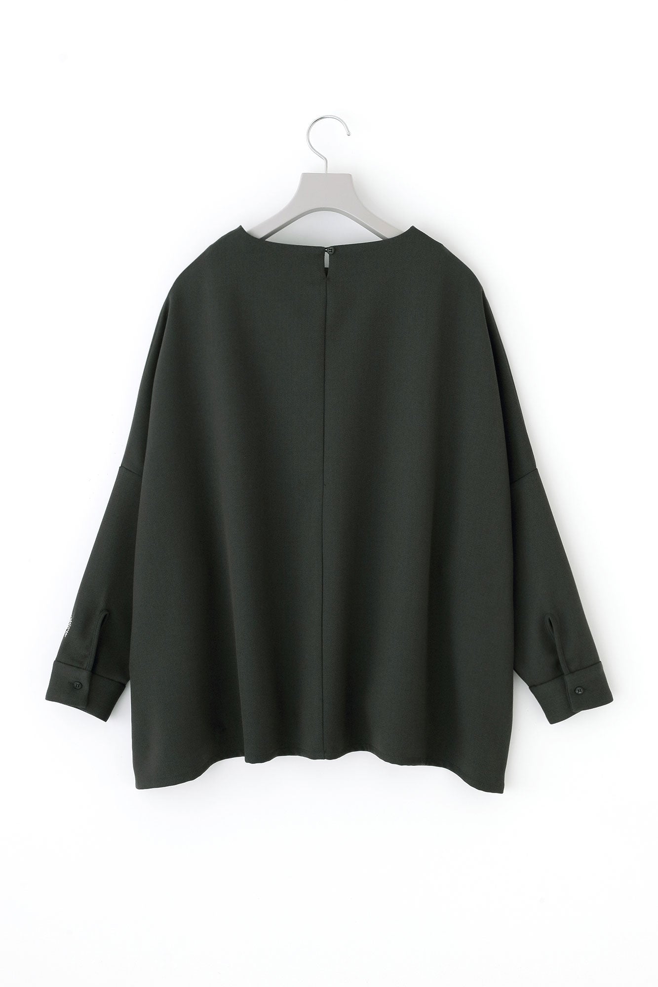 【預購】Alpinix 寬版上衣/深橄欖綠(※預計於12月9日左右發貨)