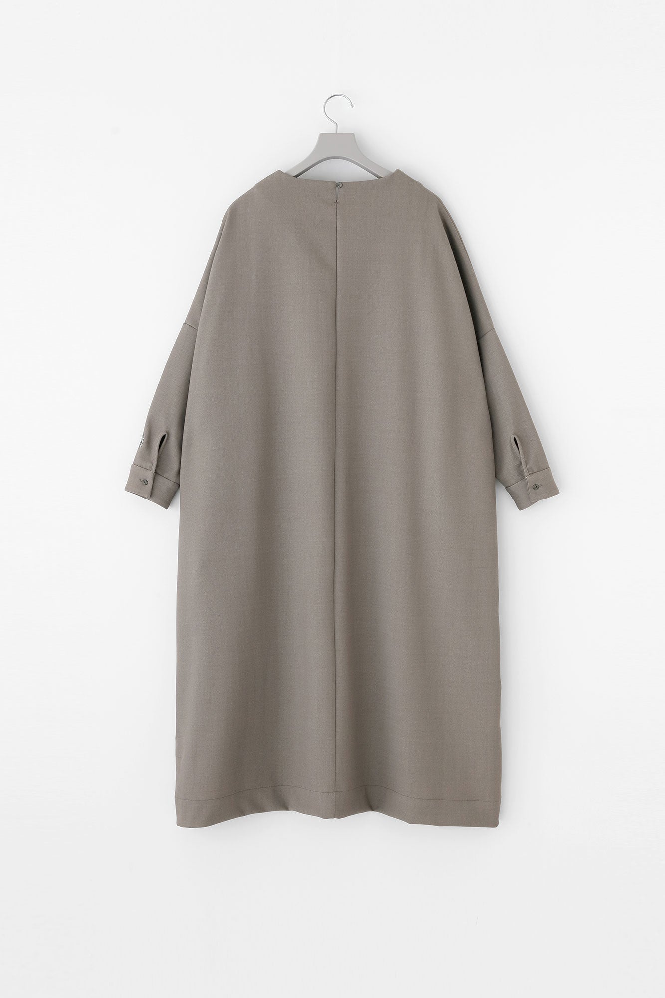 【Pre-order】Alpinix Largo One-piece Dress Maxi Length/Sand Beige(※Scheduled to be shipped around Dec 9)