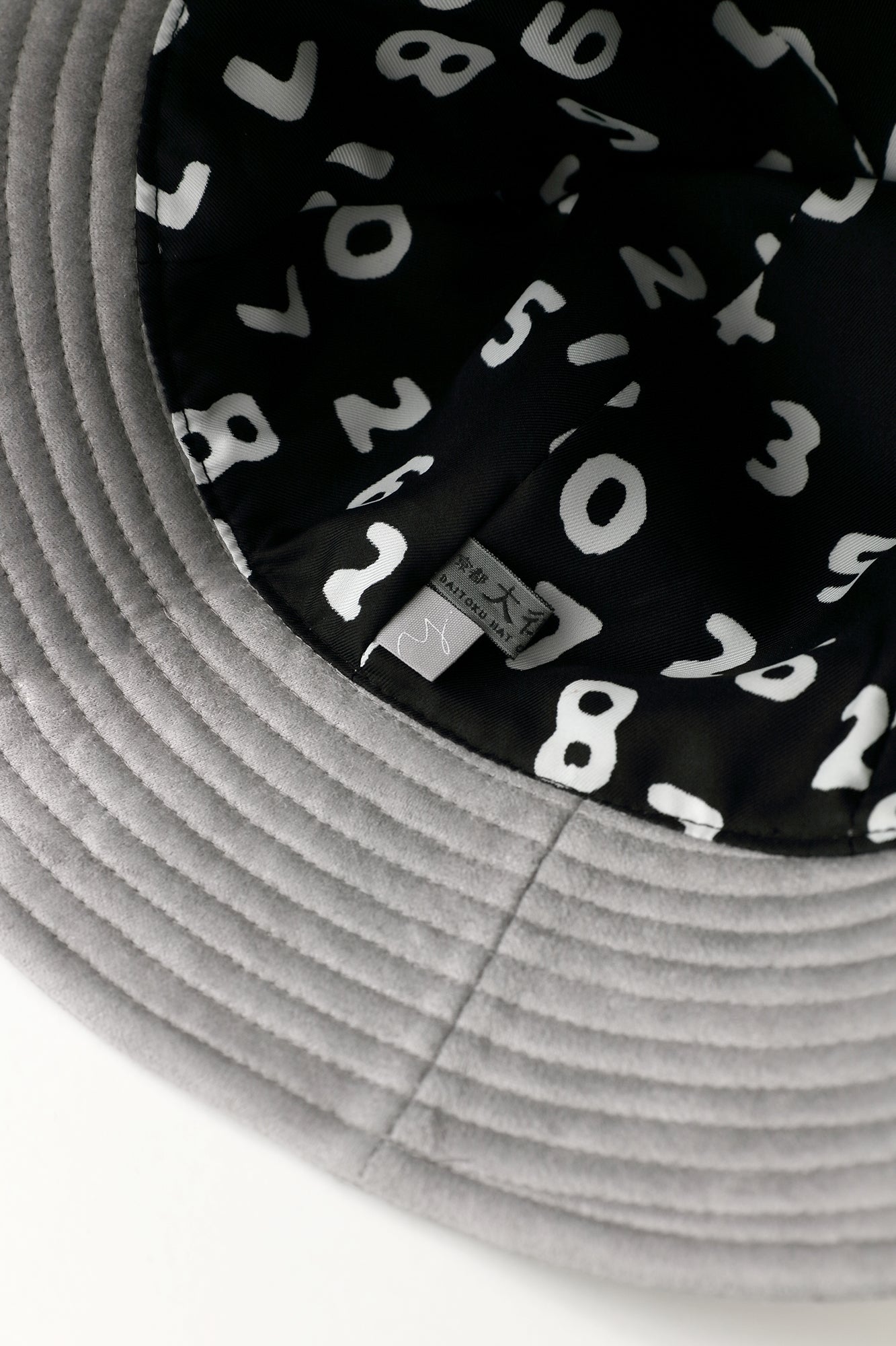 【預購】仿麂皮 Metro Hat/玫瑰灰×SO-SU-U十數 昆(※預計於12月9日左右發貨)