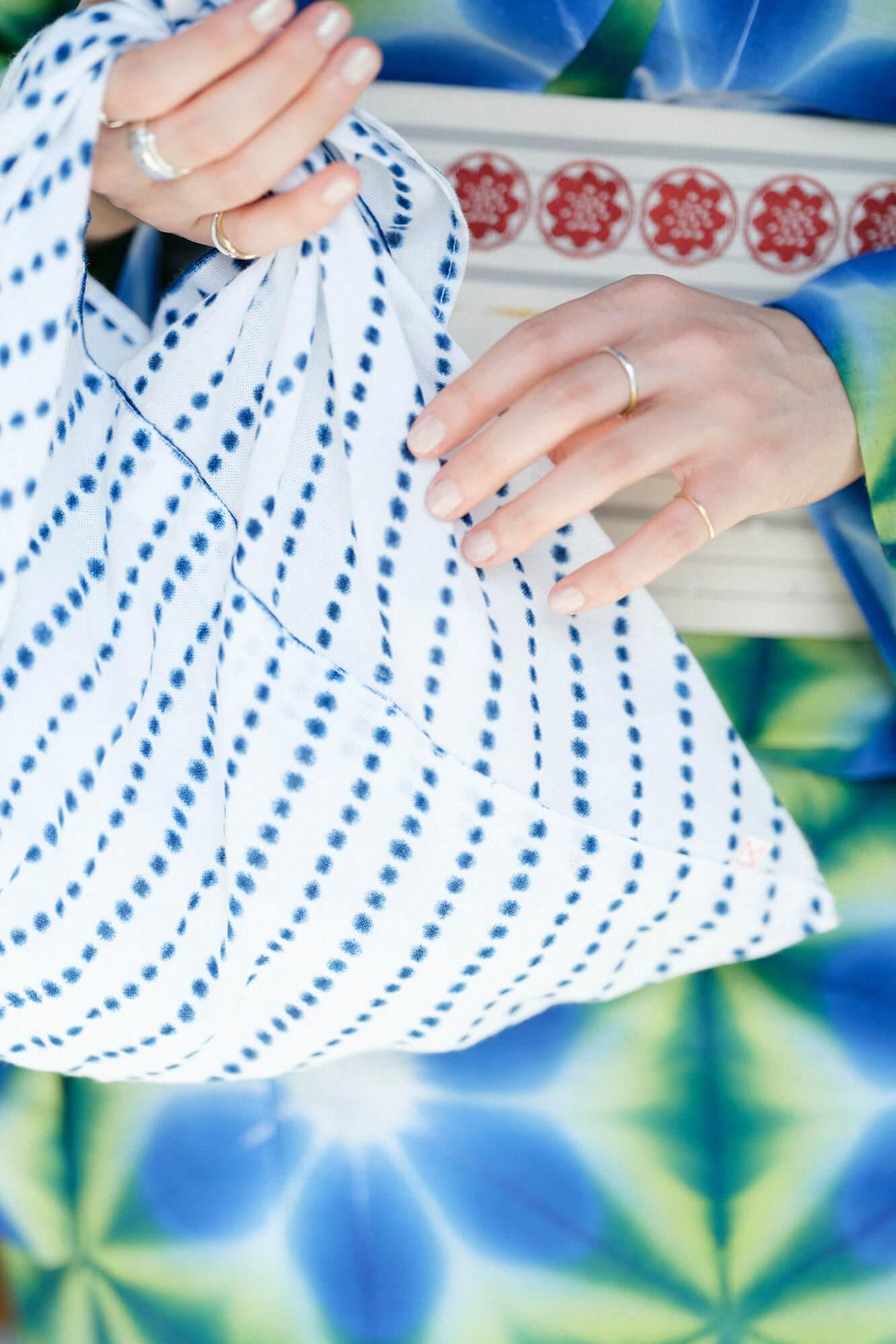 Arimatsu Narumi Tie-dye Kohabaori Eco Bag / Harisho Dot Dot Tie-dye