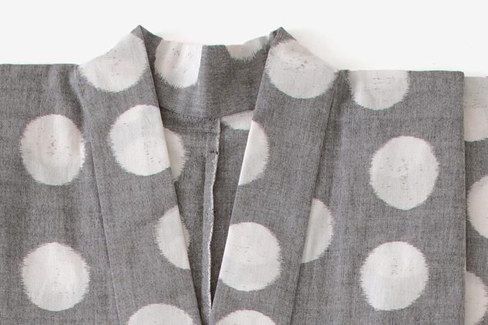 【※Custom Sewing Price Excluded】Kurume Kasuri Fabric / Polka Dots Light Grey × White