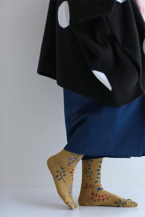 Tabi Socks (Mid-calf)/Shadow of Leaves Mustard【Men・Women】