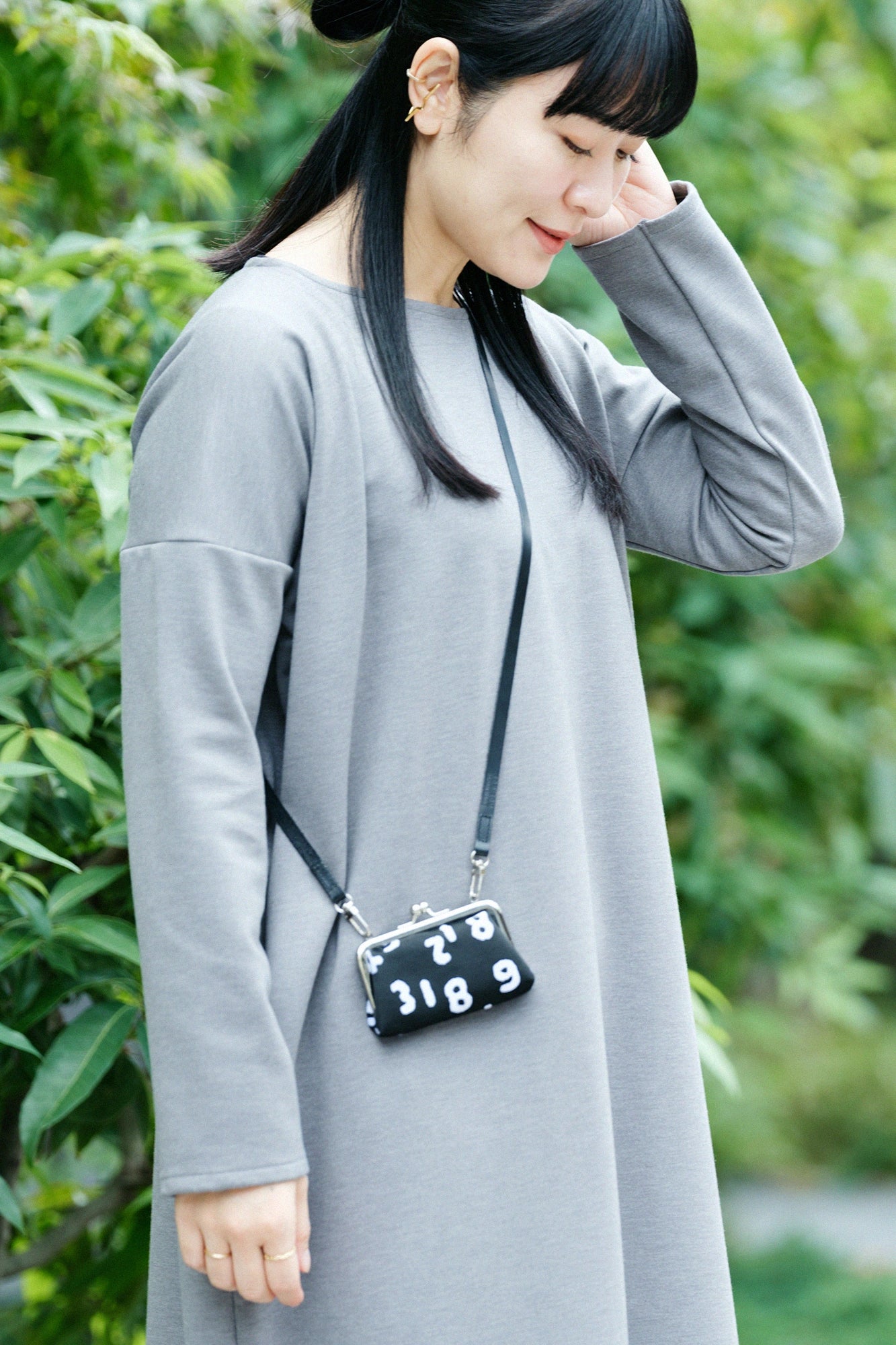 錦織口金包 中/SO-SU-U十數 昆 上下 黑色