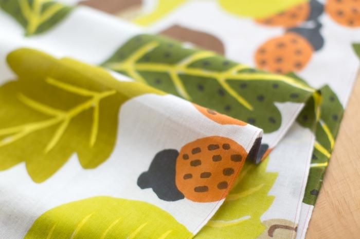 Isemomen Cotton Textile Handkerchief / Nuts