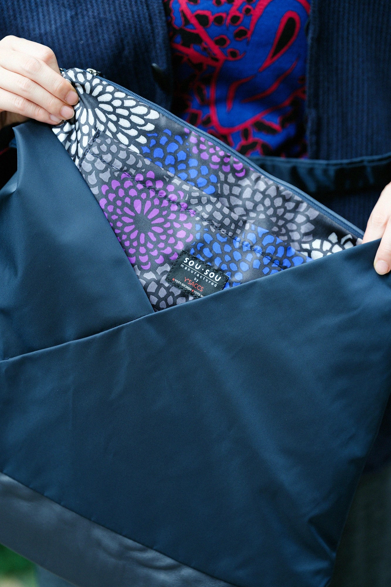 SOU・SOU×Y’SACCS肩背包 穩 長/深藍色×全菊2