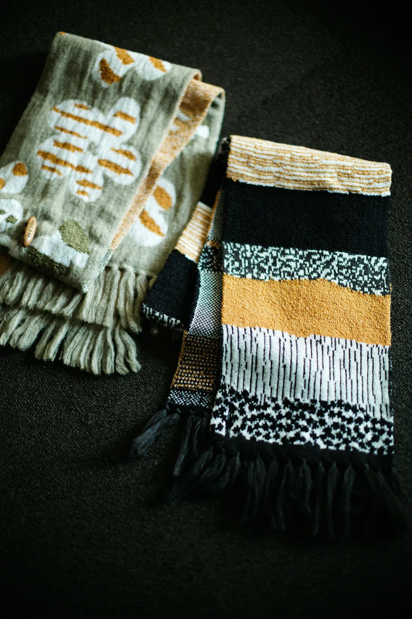 SOU・SOU×MOONBAT 草編衿(そうあみえり)/はじける 柳鼠(やなぎねず)