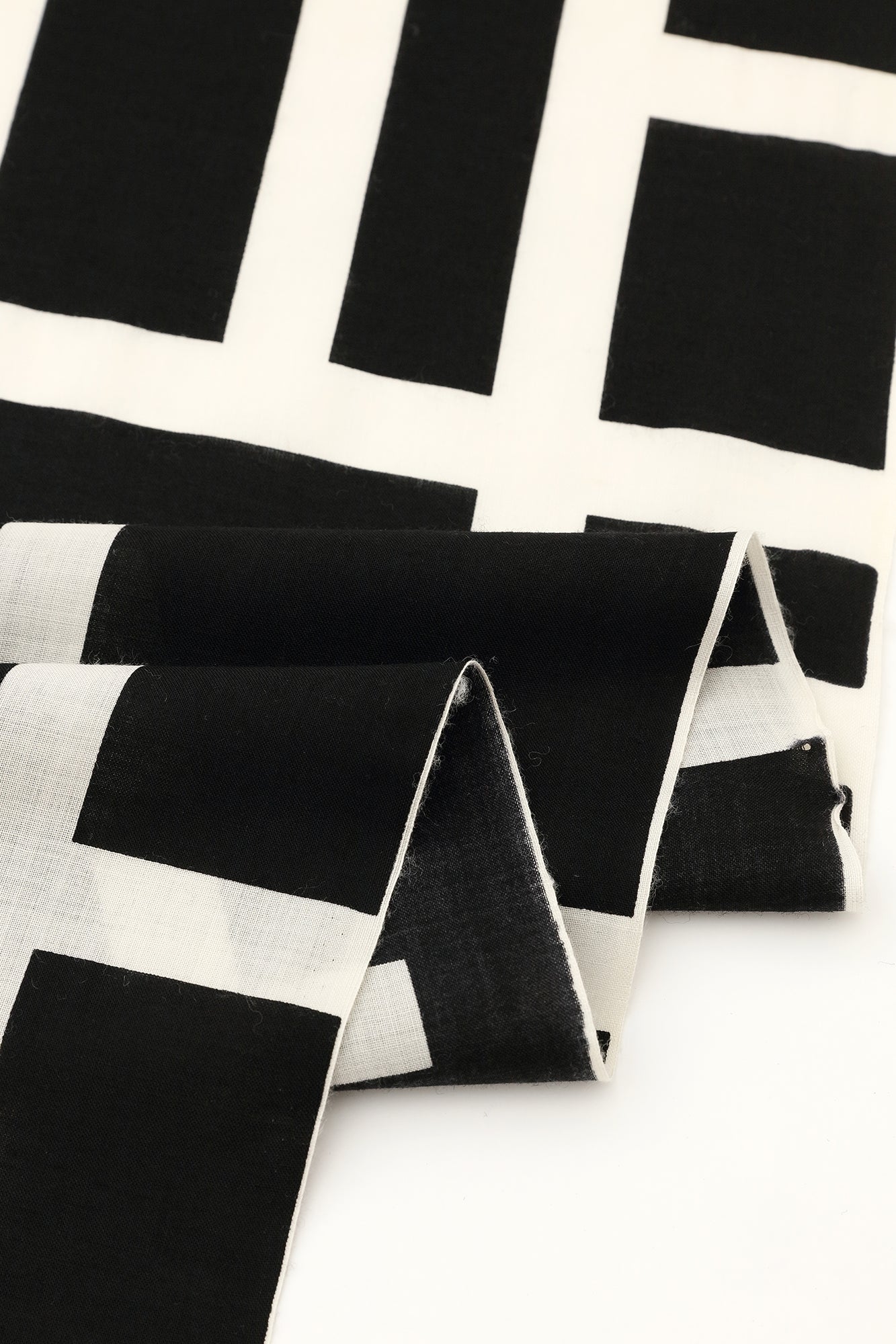 【40%OFF】瑕疵品布料特價<毛斯綸>/柵欄