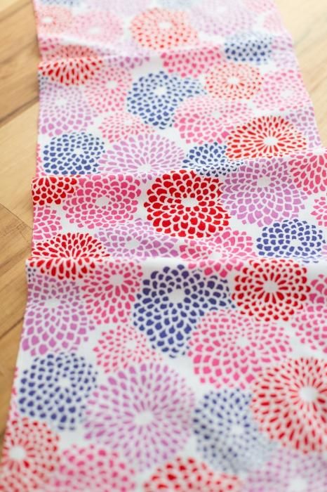 Ise cotton textile tenugui / chrysanthemum Tufts
