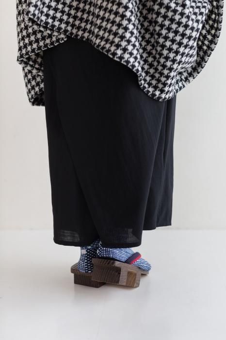 Stretchable Cotton Tabi Socks/Lines and Dots Seiwa ※Non-slip Sole