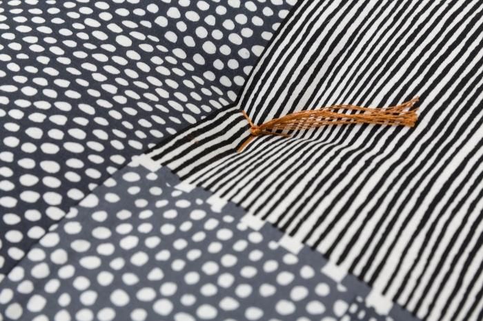 SOU・SOUKyoto Cushion(21 Count Plain Weave)/Lines and Dots Ink Gray【※Delivery in 3 weeks】