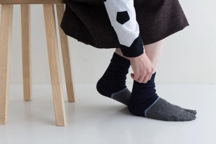 羊毛雙色分趾襪(普通長度)/深藍色 【男・女性用】