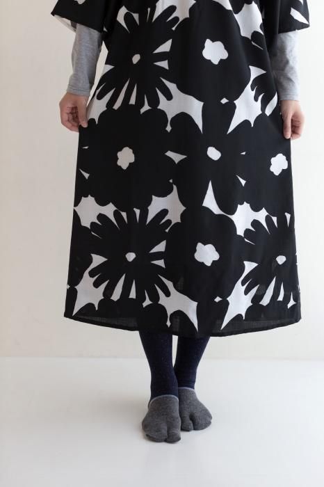 Bi-color Wool Tabi Socks (Under Knee)/Dark Blue【Women Size Only】