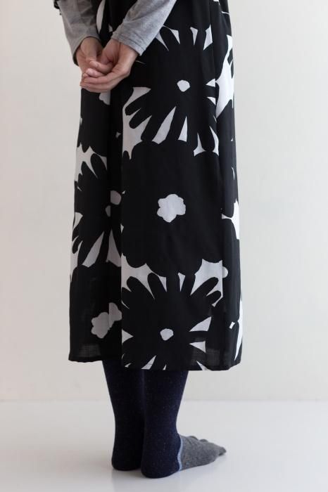 Bi-color Wool Tabi Socks (Under Knee)/Dark Blue【Women Size Only】