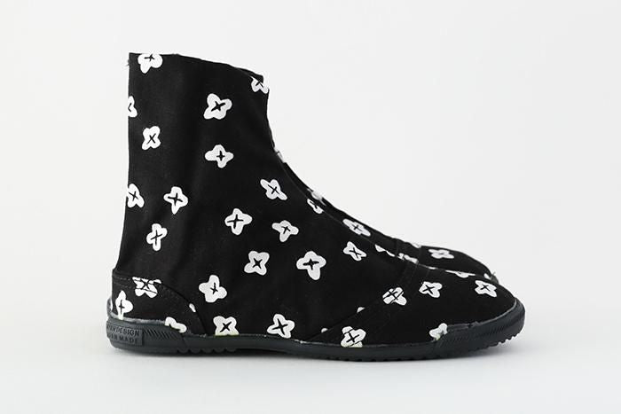 【net limited】Marugo Round Toe Tabi Shoes / Tiny Flowers