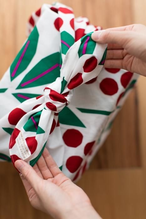 Hand-printed Furoshiki (Large) / Nandina Bamboo