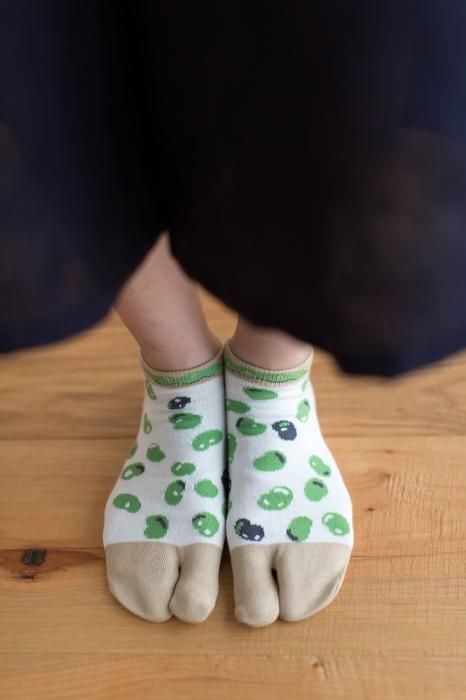 在Tabi Socks(长度) / Namame(男女)下