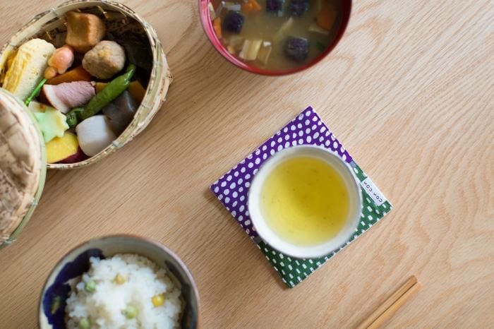 布茶たく/間がさね 川縁(まがさね かわべり)