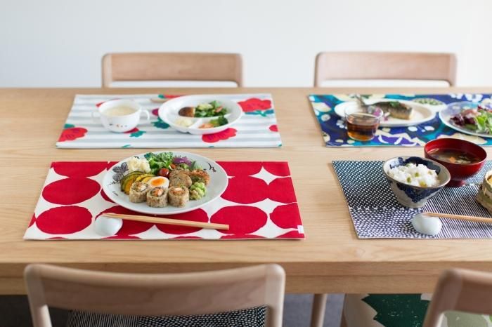 餐墊/彈珠 大 乳白色×深紅色