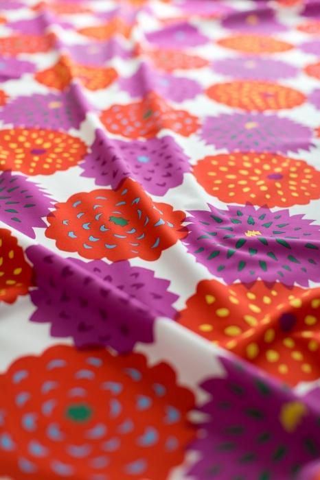 布料剪裁販售 (21號平織棉)/天竺牡丹 京紅色花(天竺牡丹 京緋色花(50厘米)