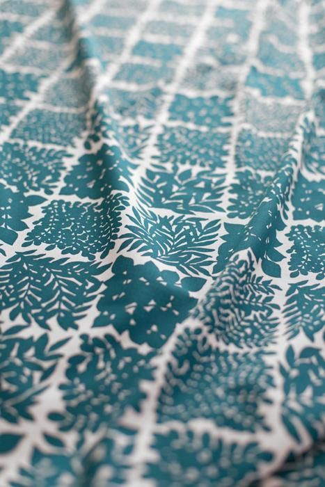 布料剪裁販售 (21號平織棉)/花市松(Hanaichimatsu)<50厘米