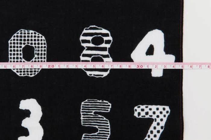 Textile (Ise-momen cottoncotton Handkerchief)/Playful Numbers(Playing with Numbers)<50cm>