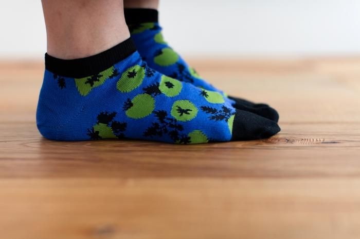 足袋下(踝丈)/トマト 濡羽色(ぬればいろ) 【男・女性用】