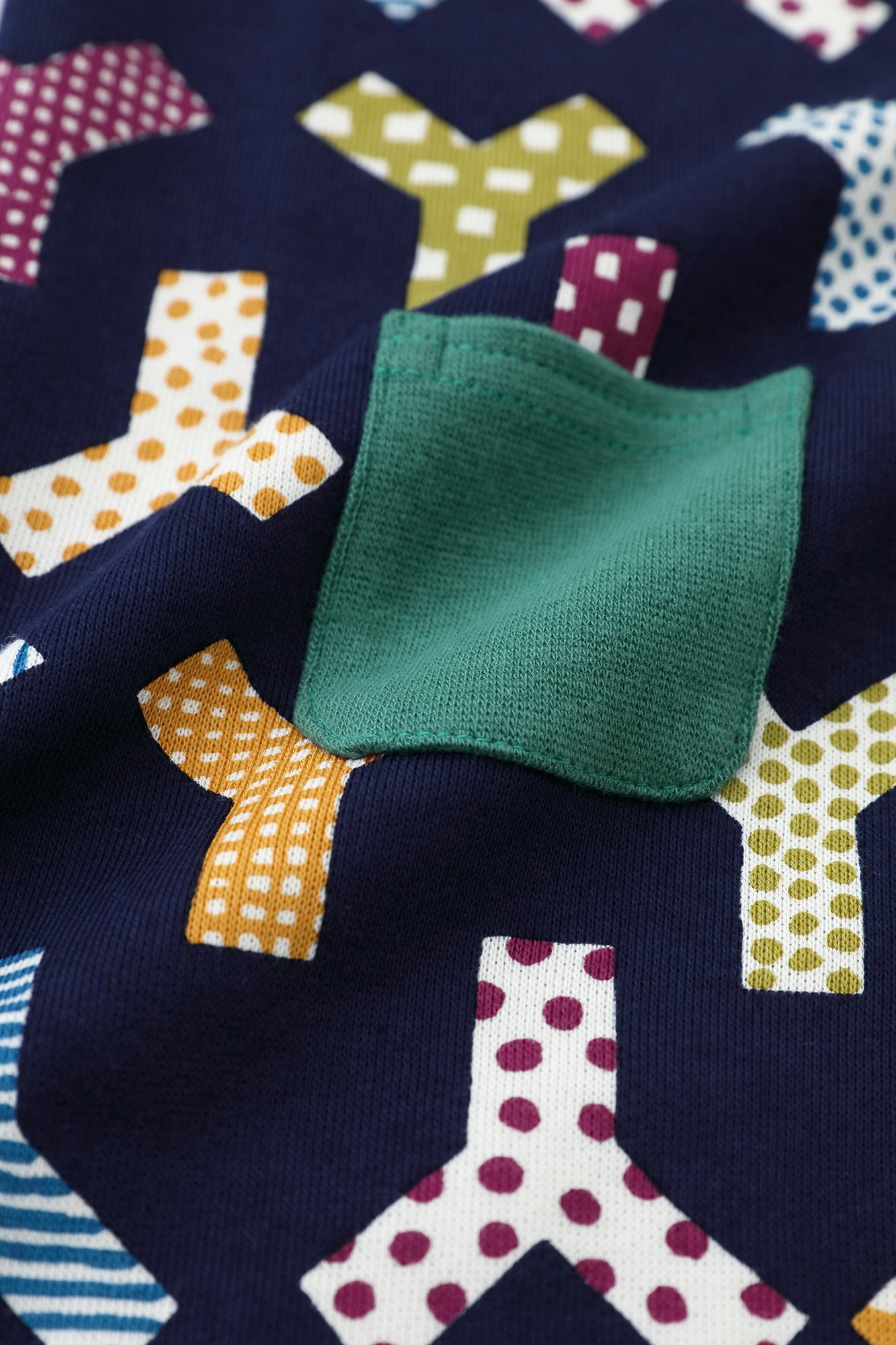 ●地窖 圓弧袖上衣人品