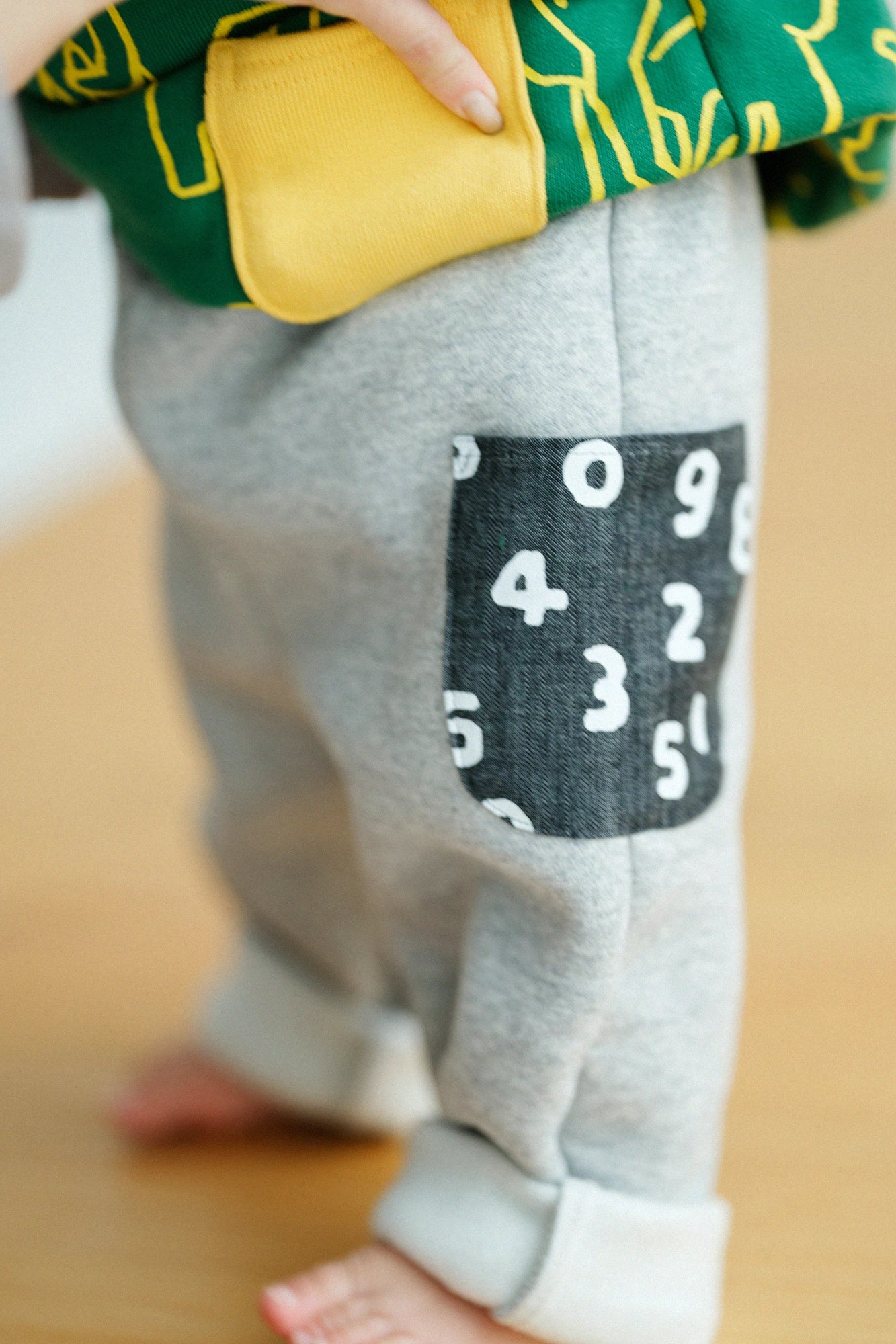 ●內起絨 三袋童裝長褲 /灰色