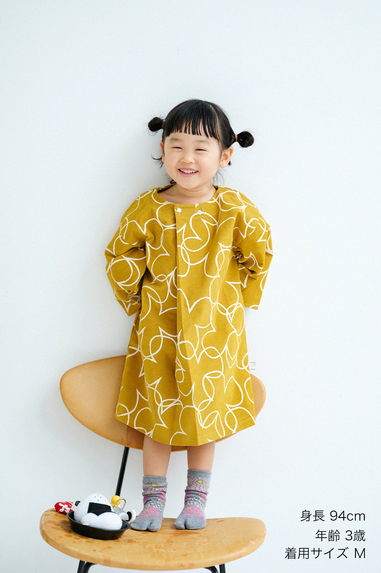 ●燈芯絨圓弧袖貫頭衣/四葉草 黃色