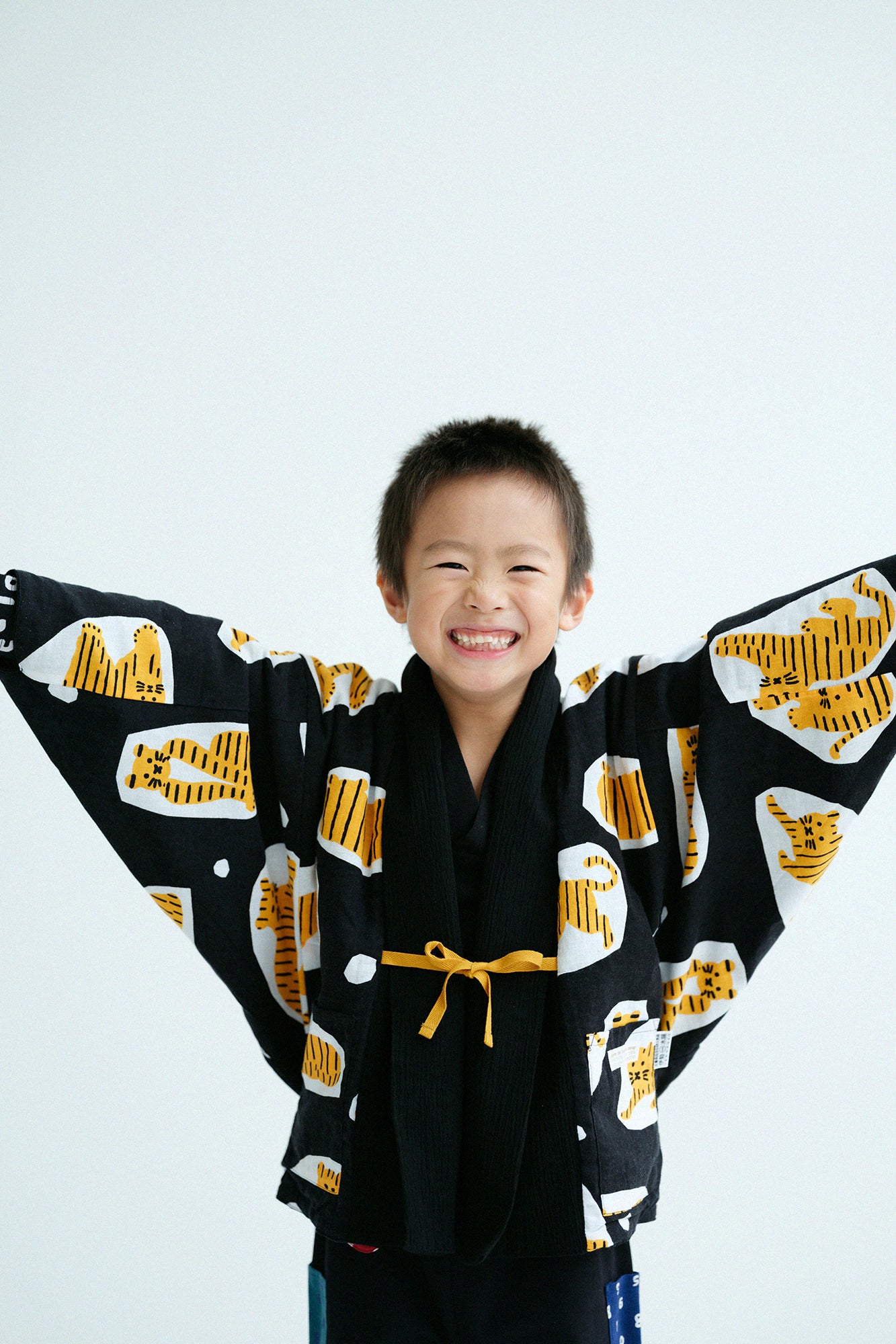 ●Takashima Chijimi 20/10 Manches pour enfants/Makkuro x Tora