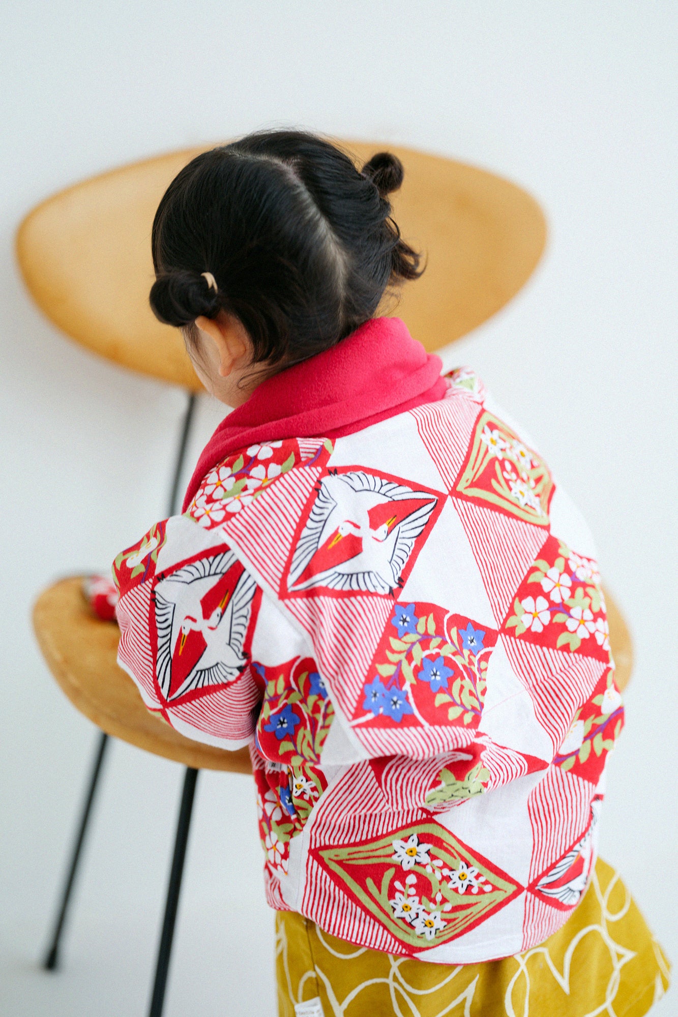 ●플리스 어린이 모지리 소데/빨간색×이와이비시츠나기