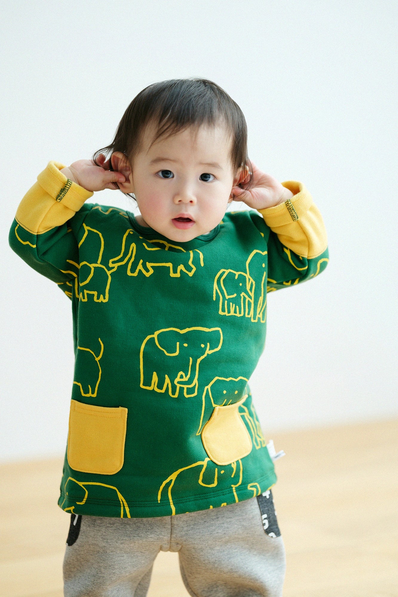 ●內起絨 雙色袖 方領上衣 袙/象 綠色