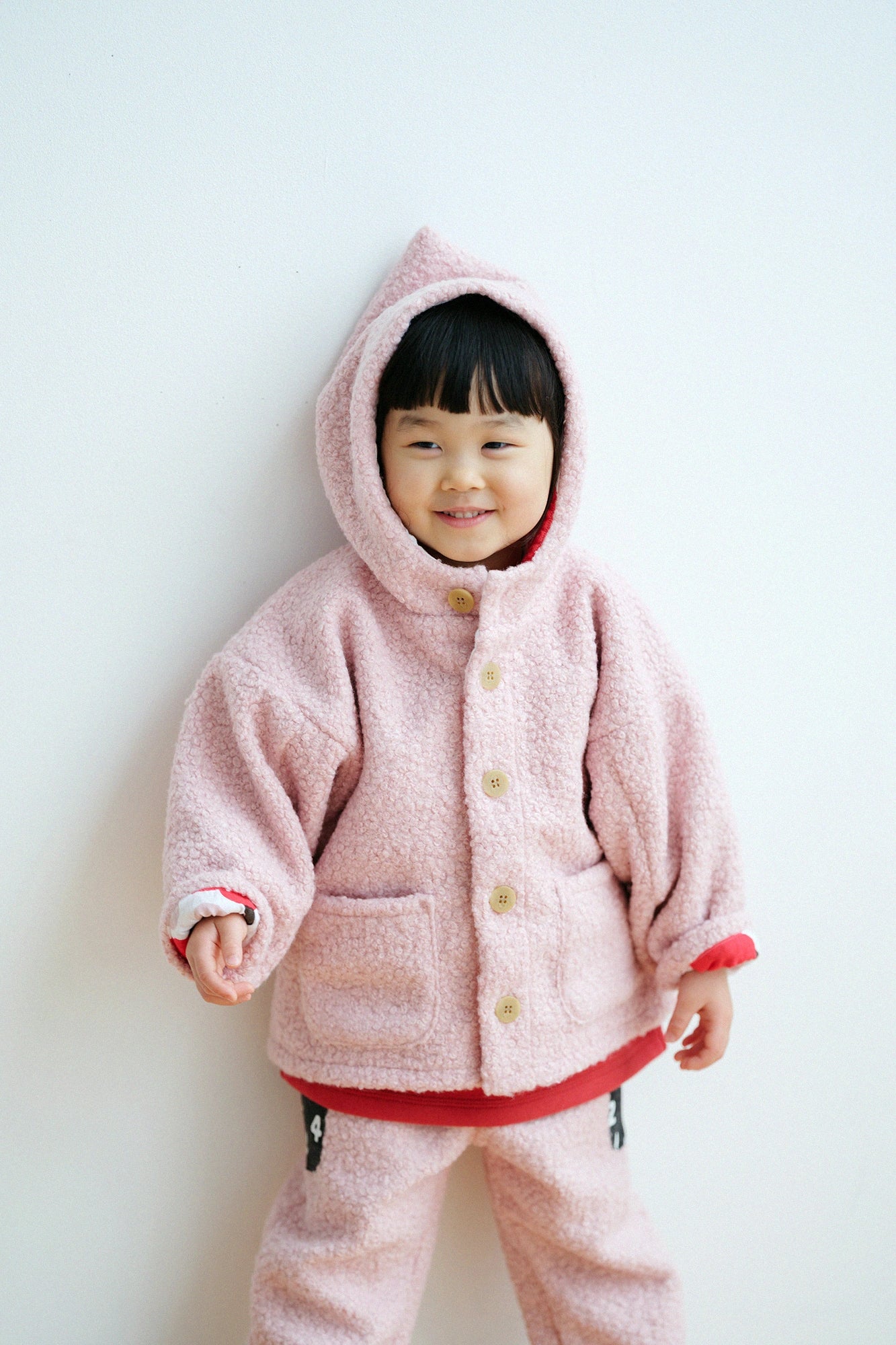 ●仿毛梯形袖連帽外套/桃色x 梅林春光