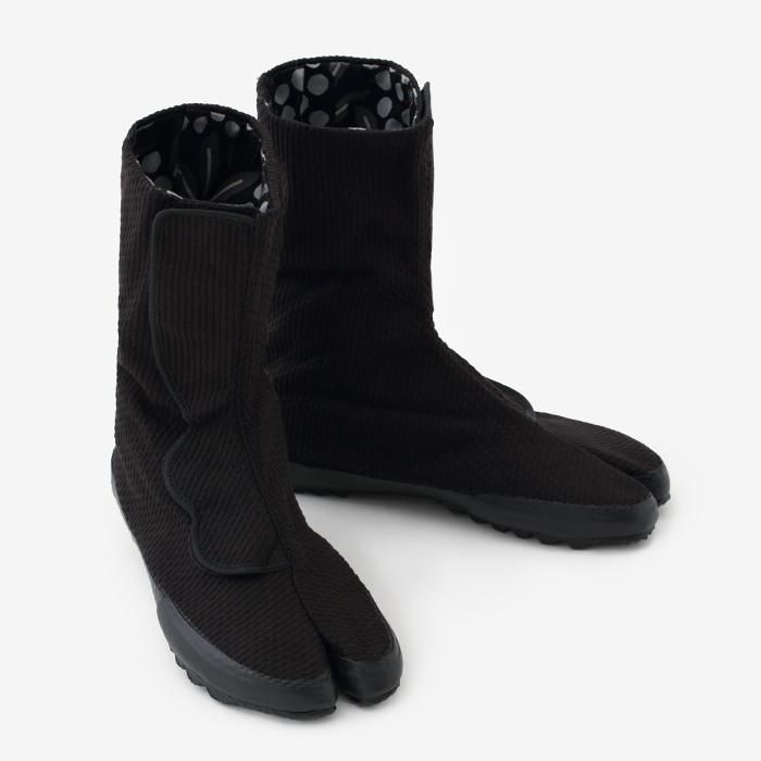 Velcro Tabi Boots / Sashiko Black Nantenchiku