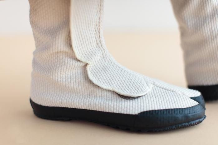 Velcro Tabi Boots / Sashiko White Nantenchiku